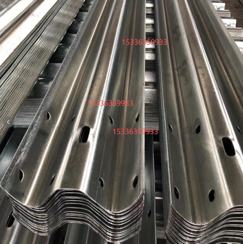东兴区波形护栏高速公路波形护栏 - 推荐